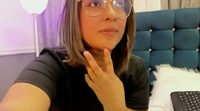 Snapshot of Pandoracherry chatting on 02-27-25, 05:34 Pandoracherry online show from 02-27-25, 05:34