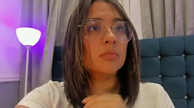 Snapshot of Pandoracherry chatting on 03-10-25, 06:05 Pandoracherry online show from 03-10-25, 06:05