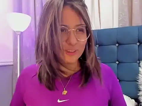 Snapshot of Pandoracherry chatting on 03-22-25, 01:08 Pandoracherry online show from 03-22-25, 01:08