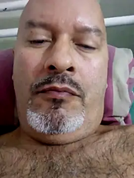 Juan 45 online show from 05-15-26, 01:51