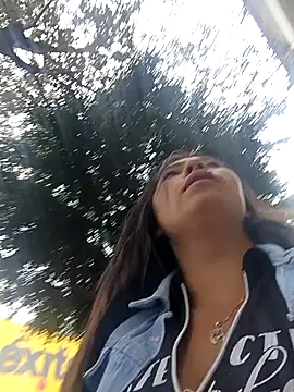 LIZ-06  online show from 02-18-25, 05:21