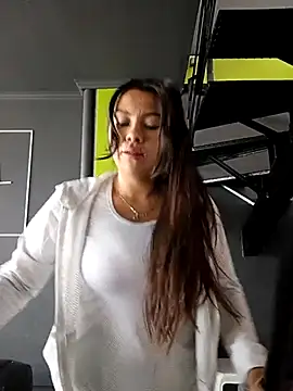 LIZ-06  online show from 03-13-25, 12:46