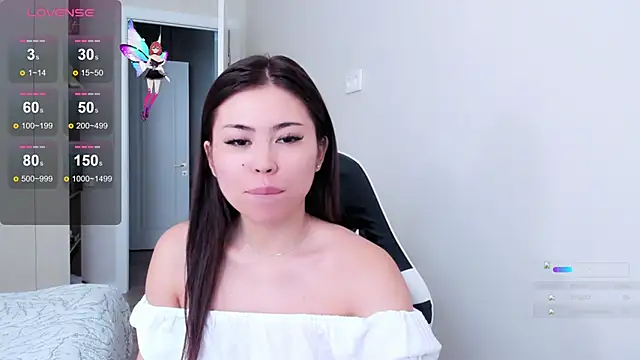 Snapshot of may_mia chatting on 10-12-25, 03:49 may mia online show from 10-12-25, 03:49