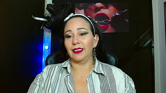 Snapshot of ashleylove_prg chatting on 02-13-25, 03:29 ashleylove prg online show from 02-13-25, 03:29