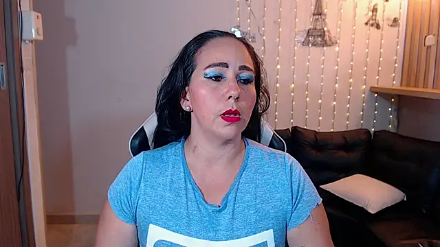 Snapshot of ashleylove_prg chatting on 09-23-25, 03:31 ashleylove prg online show from 09-23-25, 03:31