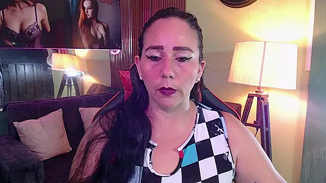 Snapshot of ashleylove_prg chatting on 09-24-25, 03:54 ashleylove prg online show from 09-24-25, 03:54