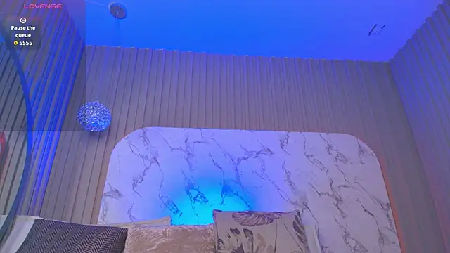 Franchesca De Luca online show from 10-28-25, 11:18