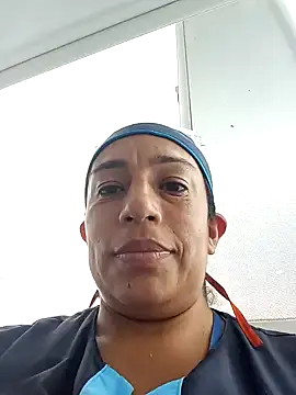 Snapshot of yaz_guzman chatting on 12-30-24, 02:51 yaz guzman online show from 12-30-24, 02:51
