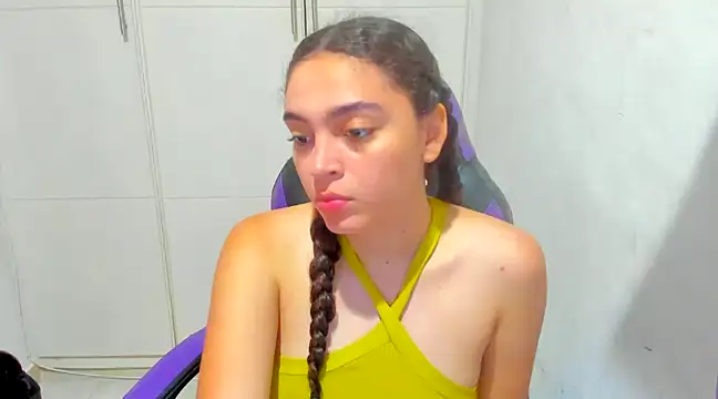 Lily anal squirt  online show from 12-22-24, 07:10