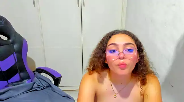 Lily anal squirt  online show from 12-26-24, 10:41