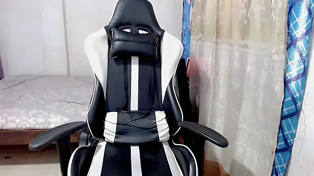 danilo302209 online show from 03-18-25, 05:53