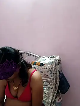 Snapshot of Cute-manisha chatting on 01-05-25, 03:02 Cute-manisha online show from 01-05-25, 03:02