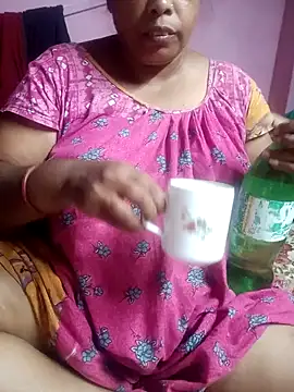 Hotty-rumi online show from 10-22-25, 04:29