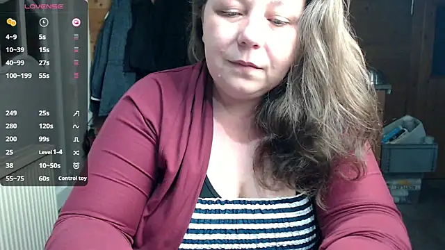 Snapshot of KasiaPrivat chatting on 02-26-25, 06:43 KasiaPrivat online show from 02-26-25, 06:43