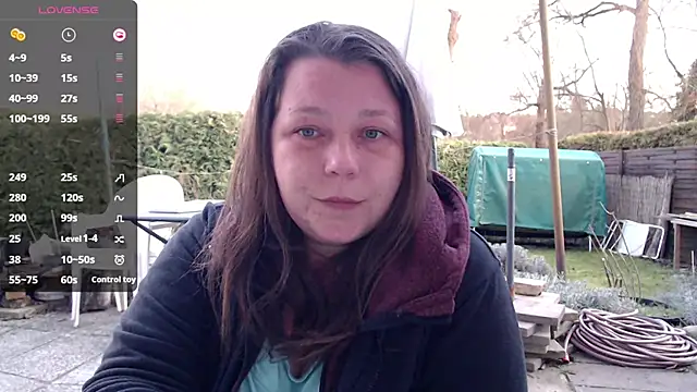 Snapshot of KasiaPrivat chatting on 03-05-25, 04:57 KasiaPrivat online show from 03-05-25, 04:57