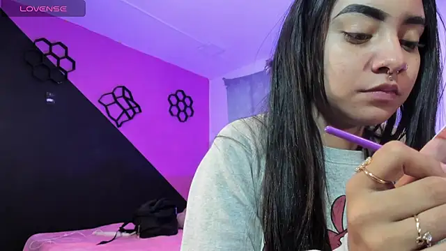 dakota-bright01 online show from 01-04-25, 01:21