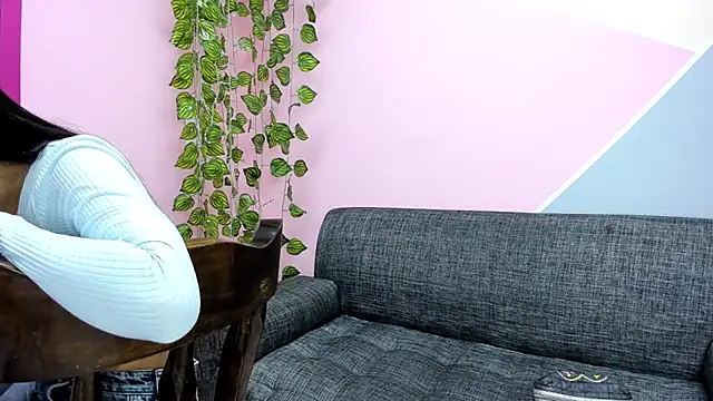 dakota-bright01 online show from 02-17-25, 12:59