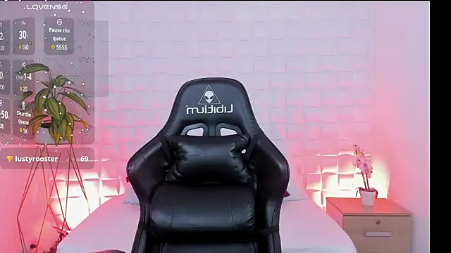 stephanya  online show from 02-06-25, 11:15