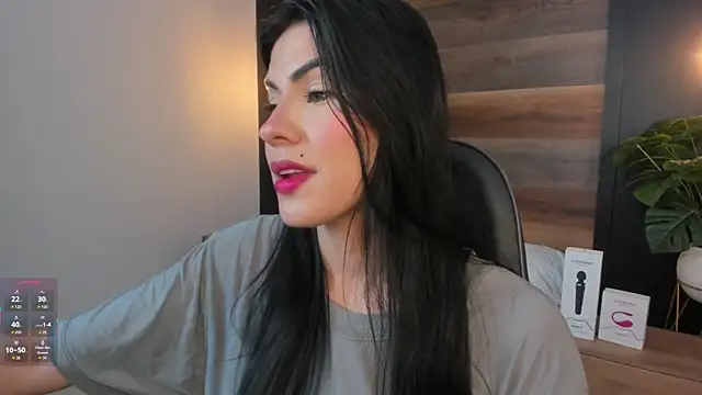 stephanya  online show from 12-20-25, 07:10