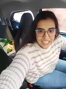 Ursumi1 online show from 12-18-25, 03:51