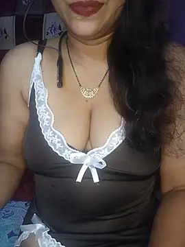 Snapshot of Sexy_Mona_Bhabhi chatting on 06-27-26, 06:13 Sexy Mona Bhabhi online show from 06-27-26, 06:13