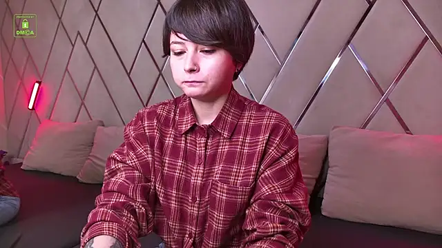 Ishtar Divine online show from 11-09-25, 10:57