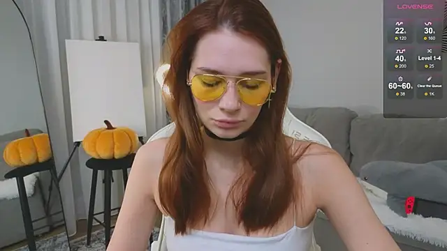 Misty Rose online show from 10-09-25, 02:26