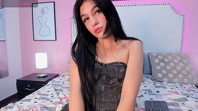 aggy castel online show from 11-28-25, 01:58