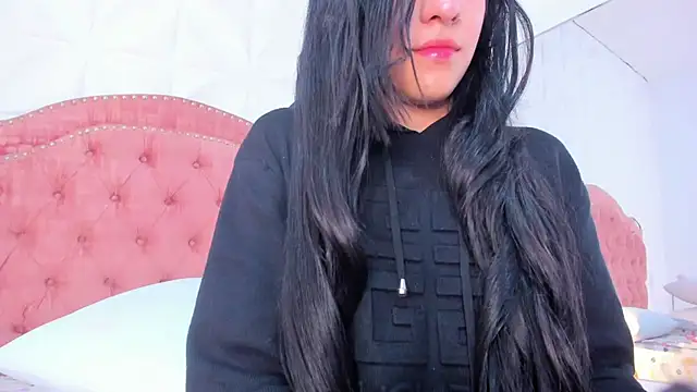 aggy castel online show from 03-07-26, 05:21