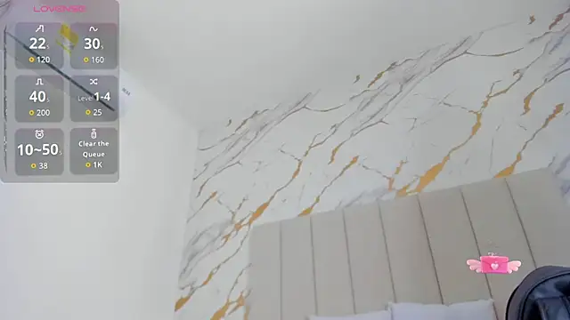 aggy castel online show from 04-14-26, 03:40