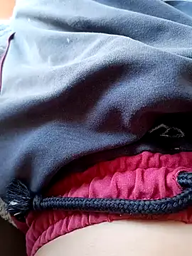 Snapshot of paubabando_ chatting on 02-22-25, 12:29 paubabando  online show from 02-22-25, 12:29