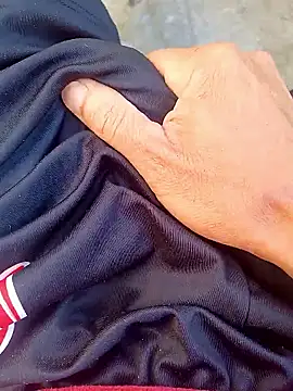 paubabando  online show from 12-19-25, 09:38