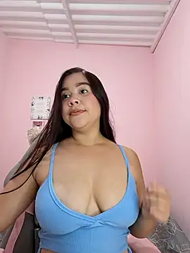 Snapshot of Eily__ chatting on 11-24-25, 11:37 Eily online show from 11-24-25, 11:37