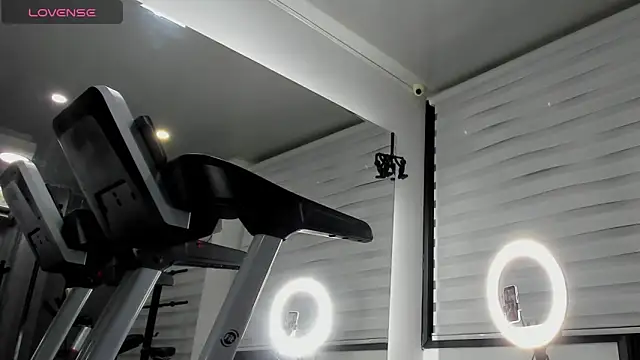 JoshMillerr  online show from 05-11-26, 07:22