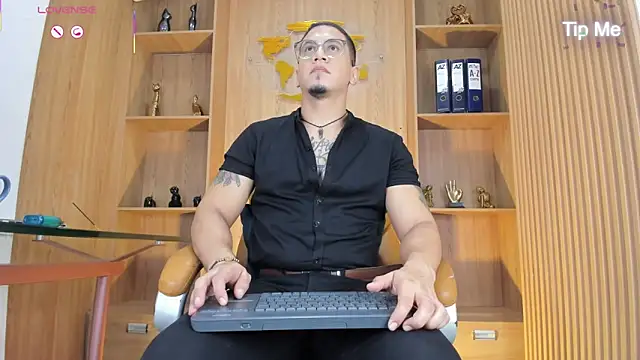JoshMillerr  online show from 06-01-26, 07:26