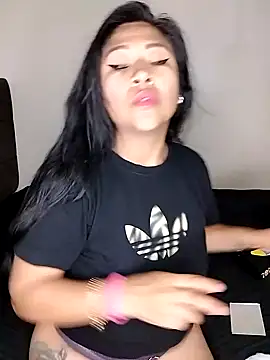 ineliveca online show from 01-04-25, 12:59