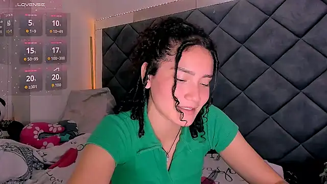 Nellyhills online show from 10-27-25, 03:49