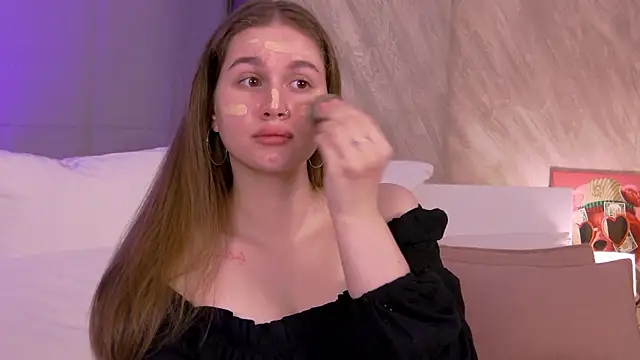 EllieHayes online show from 07-10-26, 10:56