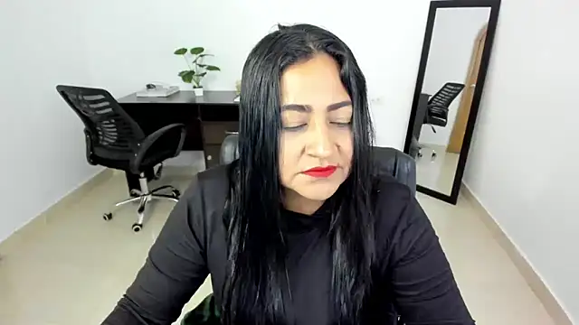 Adele Sweett online show from 02-11-25, 11:32