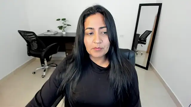 Adele Sweett online show from 02-11-25, 08:42