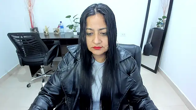 Adele Sweett online show from 02-26-25, 10:47