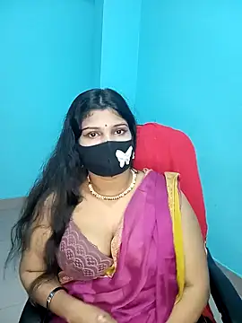 Snapshot of Hot-Angel_ chatting on 12-24-24, 09:33 Hot-Angel online show from 12-24-24, 09:33