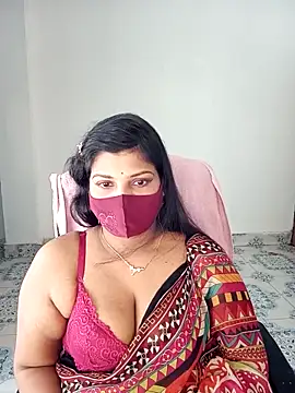 Hot-Angel  online show from 10-29-25, 03:42