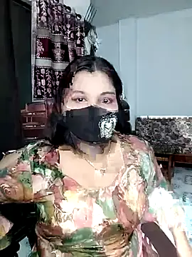 Hot-Angel  online show from 04-09-26, 04:01