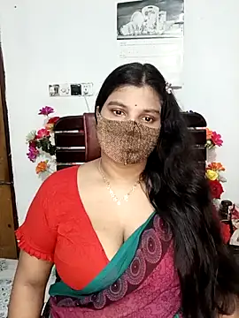 Snapshot of Hot-Angel_ chatting on 05-14-26, 04:36 Hot-Angel online show from 05-14-26, 04:36