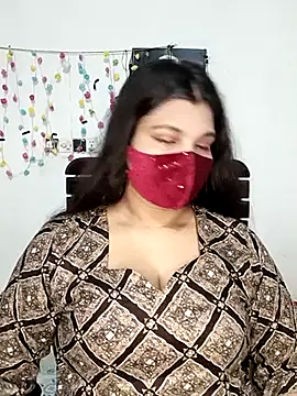 Snapshot of Hot-Angel_ chatting on 07-26-26, 04:25 Hot-Angel online show from 07-26-26, 04:25