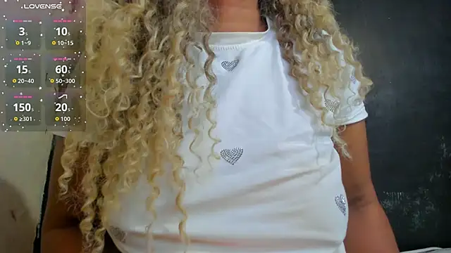 KamariaFyre online show from 04-18-26, 05:33