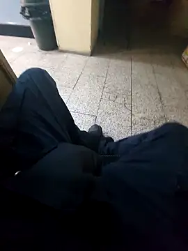 Cuming Out online show from 03-04-26, 07:36