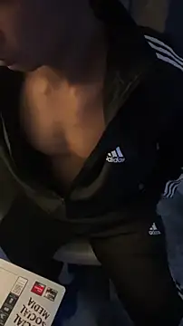 nick  yy online show from 01-10-26, 08:21