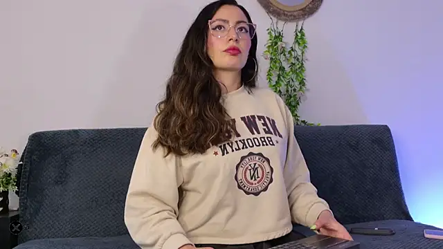 Kendal Mosk online show from 04-22-26, 04:30